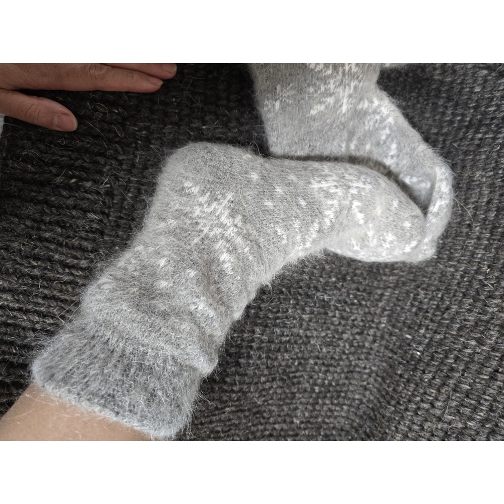 Handmade Goat Down Socks Fluffy Winter Warm Knitted Nordic Snowflake Gray Unisex